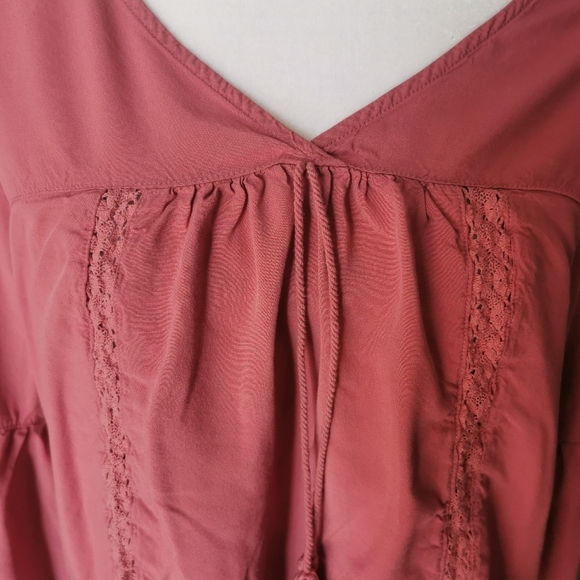 Garage bell sleeve blouse - Picture 2 of 4